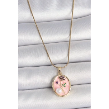 HEYF 316L Çelik Gold Renk Zincir Pembe Çiçek İşlemeli İnci Detay Portre Model Kadın Kolye