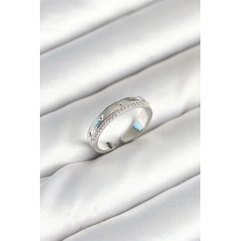 HEYF Gümüş Renk Şerit Zirkon Taşlı Kadın Yüzük