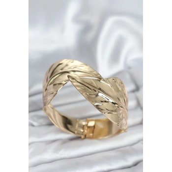 HEYF Pirinç Gold Renk Yaprak Model Kadın Bileklik