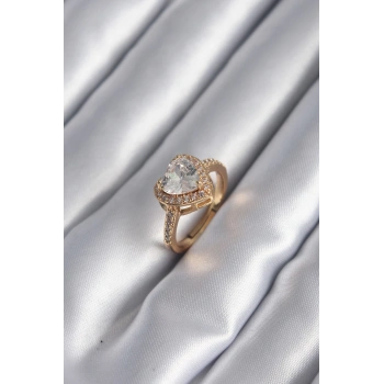 HEYF Pirinç Gold Renk Zirkon Taşlı Kalp Charm Model Kadın Yüzük