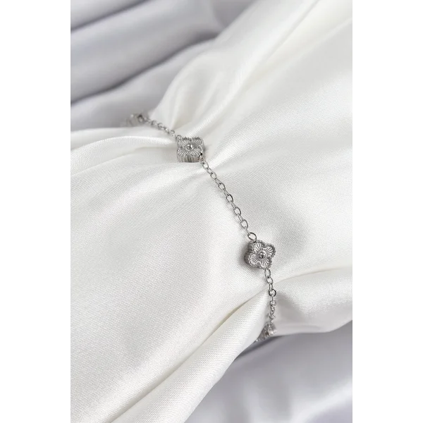 316L Çelik Yonca Model Gümüş Renk Kadın Bileklik