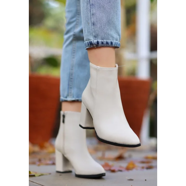 Biya Bej Cilt Topuklu Bot