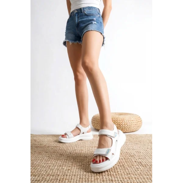 Ginya Beyaz Cilt Cırt Cırtlı Sandalet