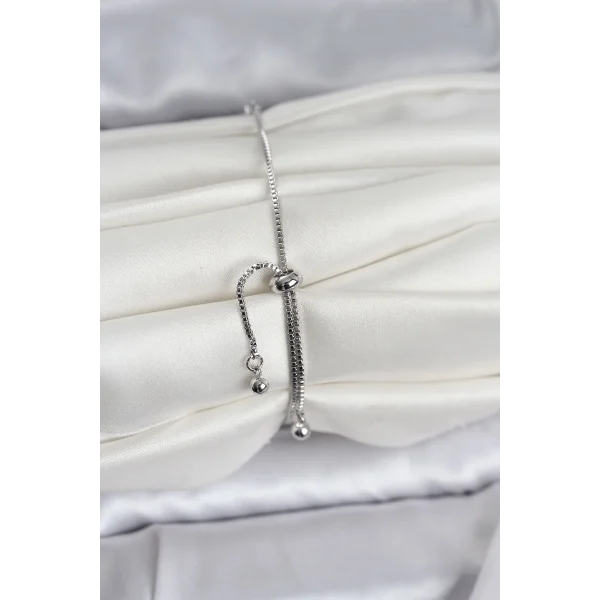 Gümüş Renk Yonca Model Zirkon Taşlı Asansörlü Kadın Bileklik