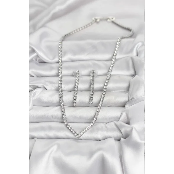 Gümüş Renk Zirkon Taşlı Kadın Kolye Küpe Seti