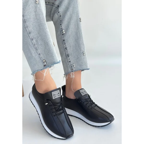 Monya Siyah Cilt Bağcıklı Spor Ayakkabı