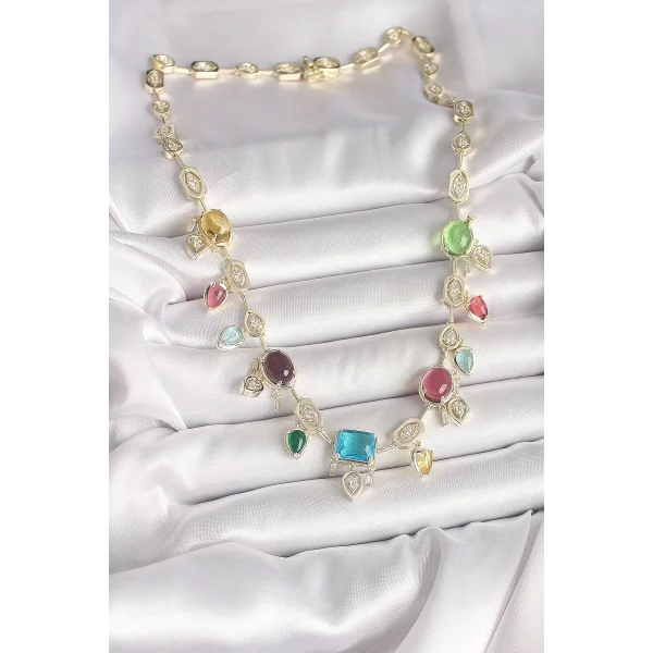 Pirinç Gold Renk Renli Zirkon Taşlı VIP Seri Kadın Kolye