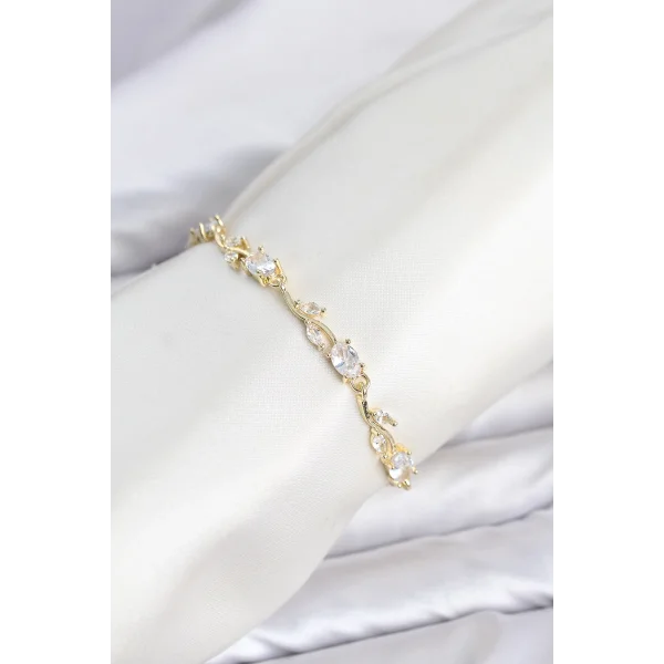 Pirinç Gold Renk Zirkon Taşlı Çiçek Model Kadın Bileklik