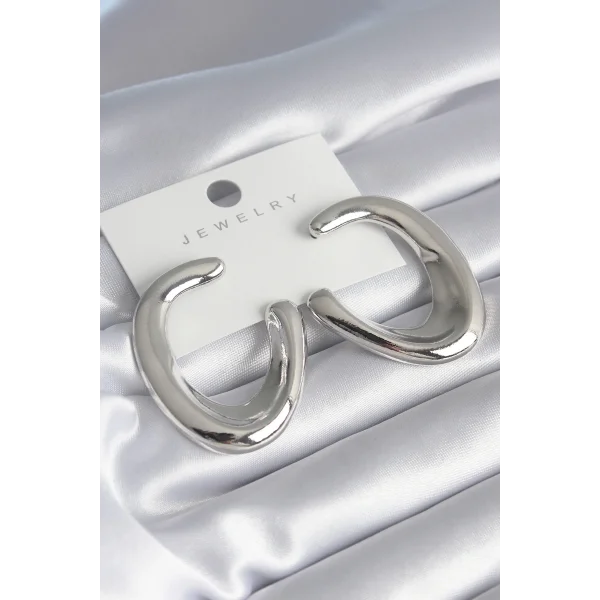 Pirinç Gümüş Renk Halka Model Kadın Küpe