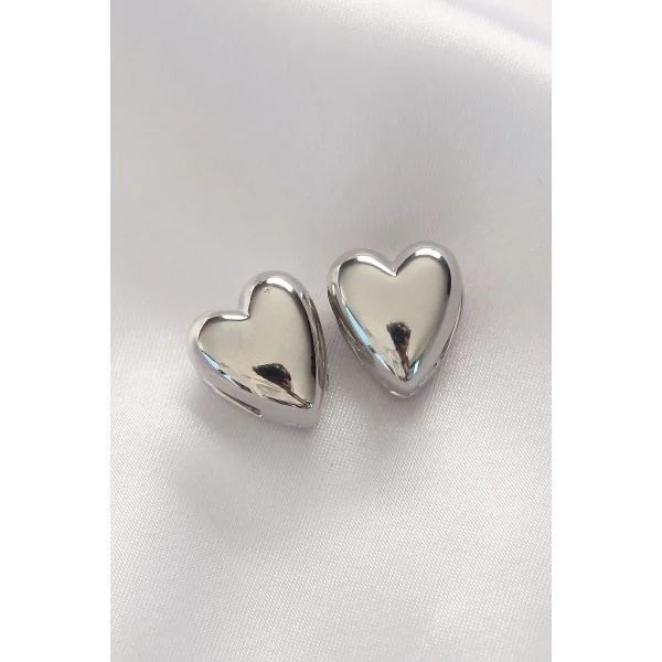 Pirinç Gümüş Renk Minimal Bombeli Kalp Küpe