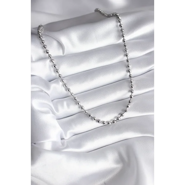 Pirinç Gümüş Renk Topçuk Detay Kadın Kolye