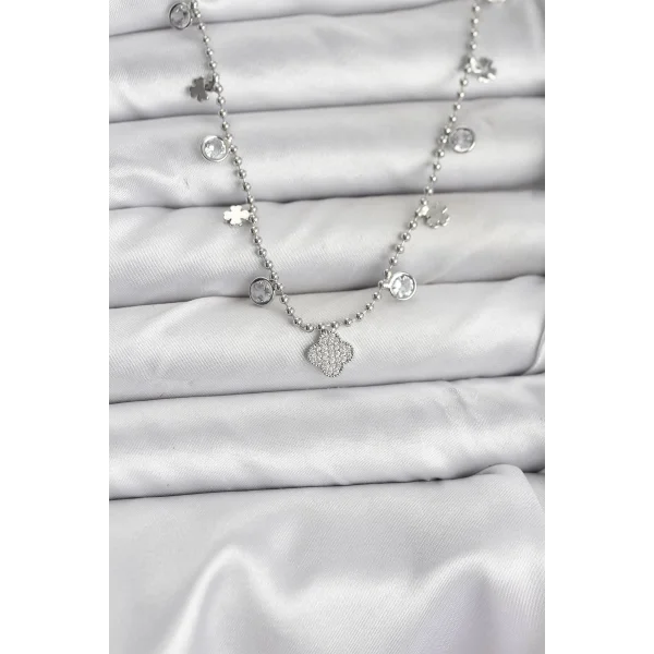 Pirinç Gümüş Renk Yonca Model Kadın Kolye