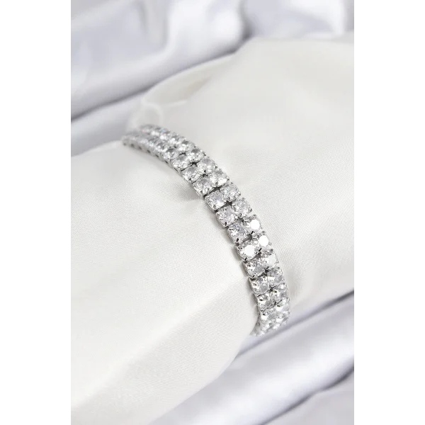 Pirinç Zirkon Taşlı Çift Sıra Kare Model Gümüş Renk Asansörlü Kadın Bileklik