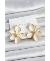 Krem Mineli Çiçek Model Pirinç Kadın Küpe