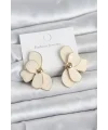 Krem Mineli Lotus Model Pirinç Kadın Küpe