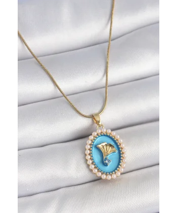 316L Çelik Gold Renk Zincir Mavi Mineli İncili Zirkon Taşlı Çiçek İşlemeli Portre Model Kadın Kolye