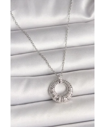 316L Çelik Gümüş Renk Zincir Zirkon Taş İşlemeli Daire Model Kadın Kolye