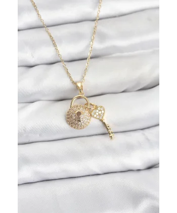 316L Çelik Zincir Gold Renk Kilit Anahtar Model Zirkon Taşlı Kadın Kolye