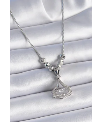 316L Çelik Zincir Gümüş Renk Gingko Yaprağı Model Zirkon Taş Detay Kadın Kolye