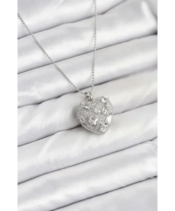 316L Çelik Zincir Gümüş Zirkon Taşlı Kalpli Kadın Kolye