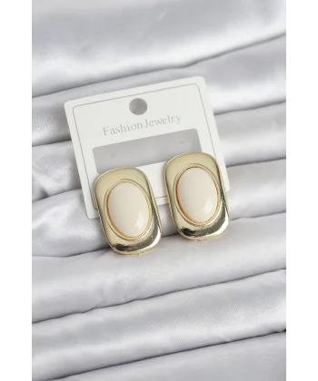 Beyaz Renk Kare Model Vintage Kadın Küpe