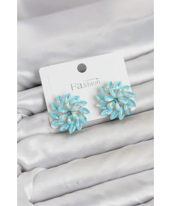 Buz Mavisi Renk Kristal Taşlı Çiçek Model Kadın Küpe