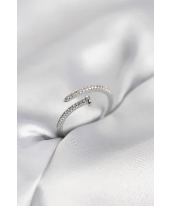 Çivi Model Zirkon Taşlı Gümüş Renk Kadın Yüzük