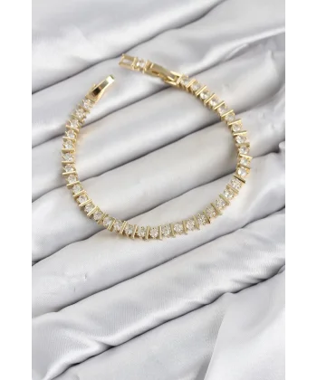 CM Şerit Model Zirkon Taşlı VIP Seri Gold Renk Pirinç Kadın Bileklik