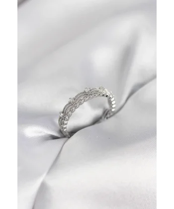 Gümüş Renk Motif Desenli Zirkon Taşlı Kadın Yüzük