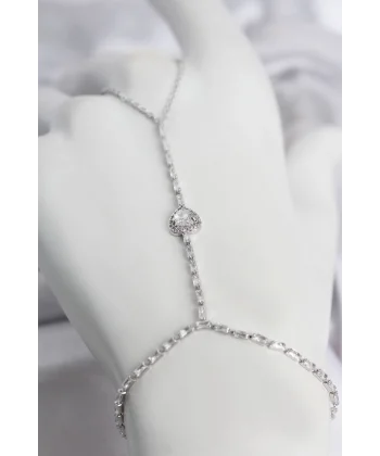 Gümüş Renk Pirinç Zirkon Taşlı Kalp Model Şahmeran