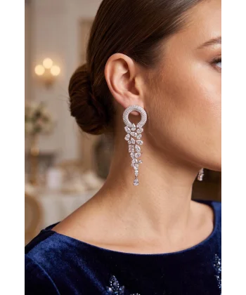 Gümüş Renk Zirkon Taşlı Saçaklı Model Kadın Abiye Küpe