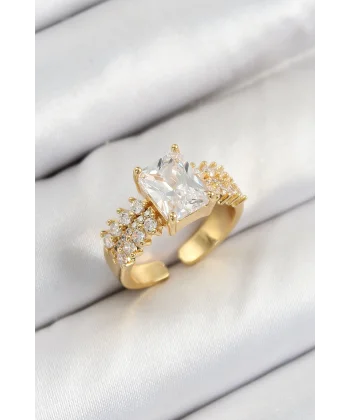 Pirinç  Büyük Zirkon Taşlı Model Gold Renk Kadın Yüzük