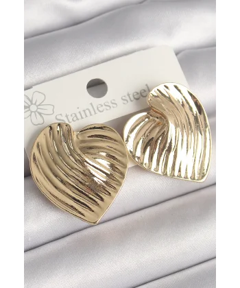 Pirinç Gold Renk İşlemeli Plaka Kalp Model Kadın Küpe