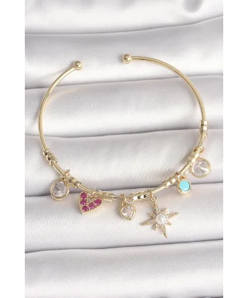 Pirinç Gold Renk Zirkon Taşlı Sallantı Kutup Yıldız Figür İnci Detay Charm Kadın Bileklik
