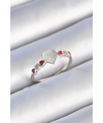 Pirinç Gümüş Renk Beyaz Mineli Kalp Model Zirkon Taş Detaylı Kadın Yüzük