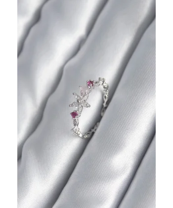 Pirinç Gümüş Renk Zirkon Taşlı Çiçek Model Pembe Zirkon Taş Detay Kadın Yüzük