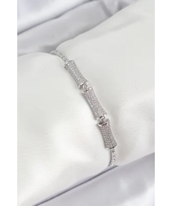 Pirinç Gümüş Renk Zirkon Taşlı Kemik Model Kadın Bileklik