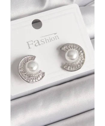 Pirinç Gümüş Renk Zirkon Taşlı Salyangoz Model İnci Detay Kadın Küpe