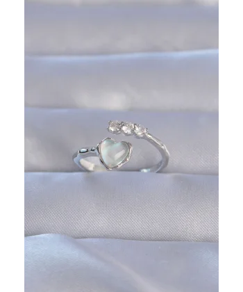 Pirinç Gümüş Renk Zirkon Taşlı Sedefli Kalp Model Ayarlanabilir Yüzük