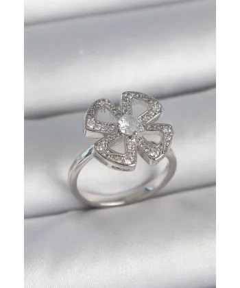 Pirinç Gümüş Renk Zirkon Taşlı Yonca Model Ayarlanabilir Kadın Yüzük