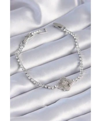 Pirinç Gümüş Renk Zirkon Taşlı Yonca Model Kadın Bileklik