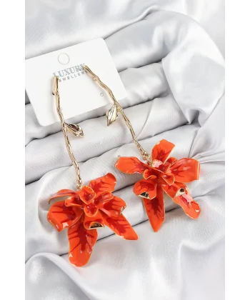 Pirinç Sallantılı Turuncu Çiçek Model Gold Renk Kadın Küpe