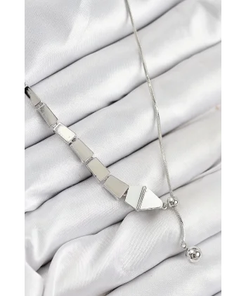 Pirinç Yılan Model Gümüş Renk Asansörlü Kadın Kolye