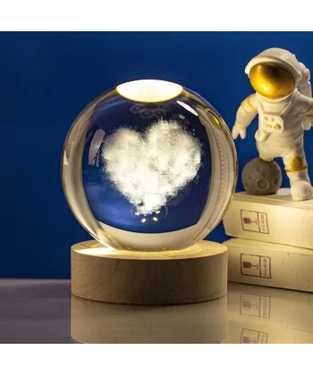 Usb&039li Ahşap Altlıklı Kalp Tasarımlı Cam Küre