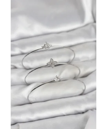 Zirkon Taşlı Gümüş Renk Yonca Model 3lü Kadın Bileklik Kombini