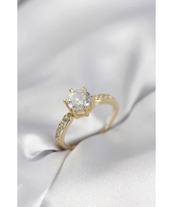 Zirkon Taşlı Tek Taş Model Gold Renk Kadın Yüzük