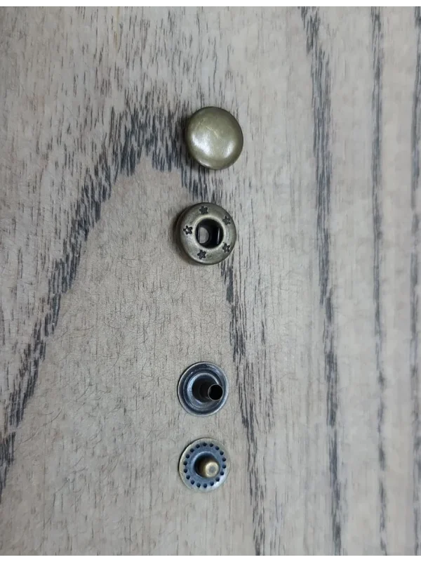 51 No (Vt2) Antik Pirinç Çıt Çıt Kapsül (10mm)