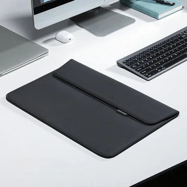 Mark Ryden ENCASE 15.4 Laptop Kılıfı