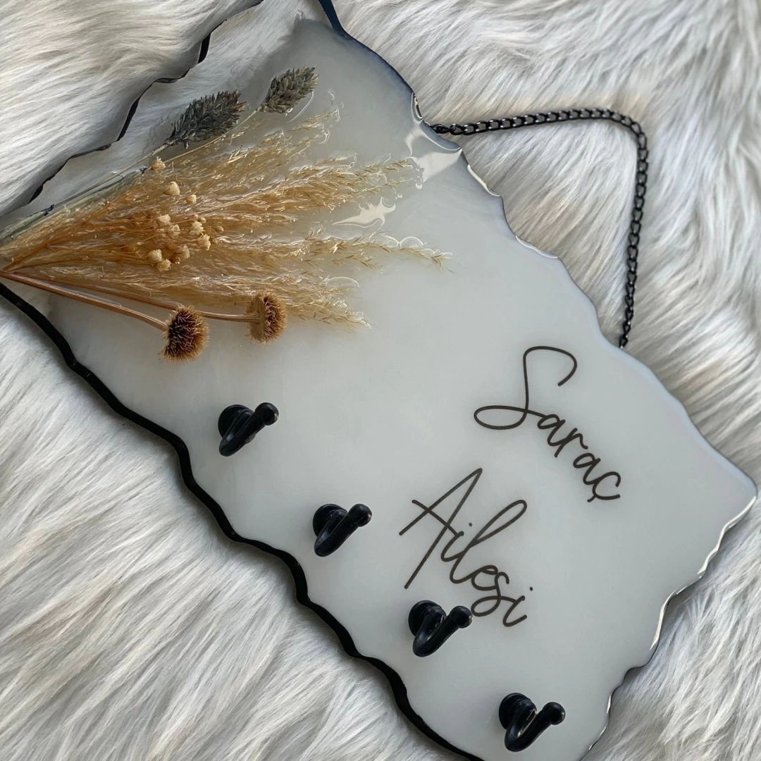 Doğal Çiçekli El Yapımı Epoksi Anahtarlık Panosu – 20 Adet