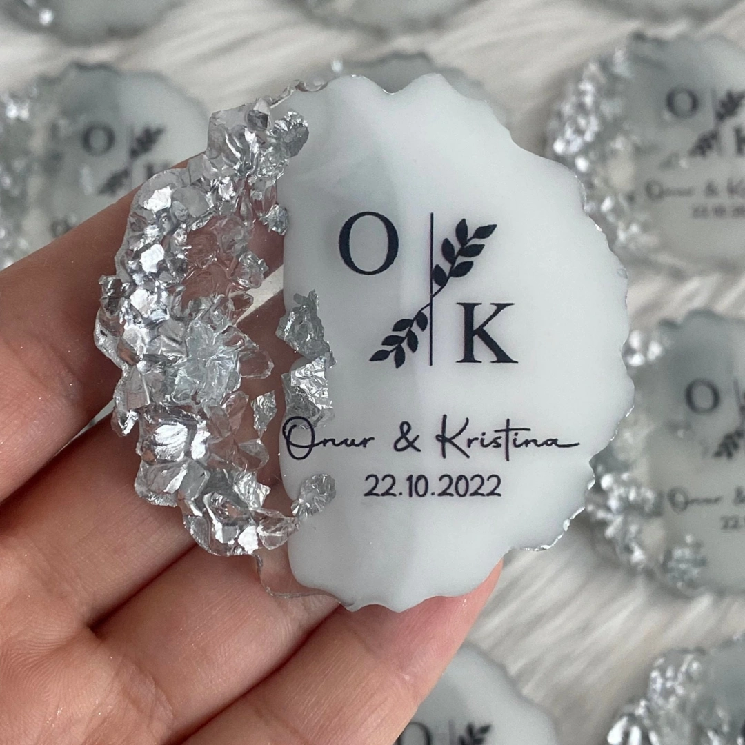 Kişiye Özel Taşlı Epoksi Magnet – 20 Adet Zarif Düğün Hediyesi